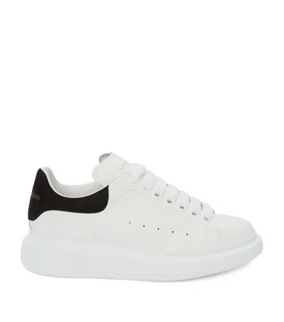 ALEXANDER MCQUEEN OVERSIZED SNEAKERS