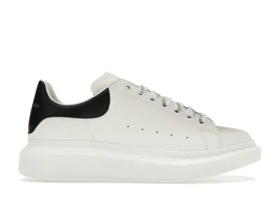 Pre-owned Alexander Mcqueen Oversized (women's) Sneakers In White/black