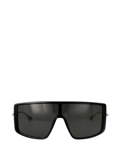 Alexander Mcqueen Oversized-frame Sunglasses In Black