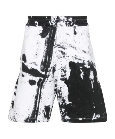 ALEXANDER MCQUEEN ALEXANDER MCQUEEN GRAPHIC PRINT SHORTS