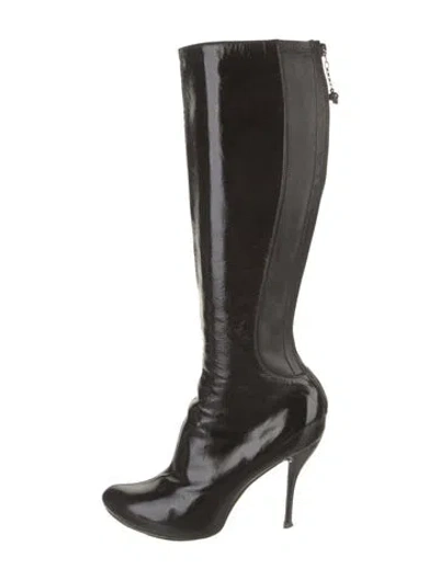 Pre-owned Alexander Mcqueen Patent Leather Boots In Black