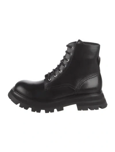 Pre-owned Alexander Mcqueen Patent Leather Combat Boots In Black