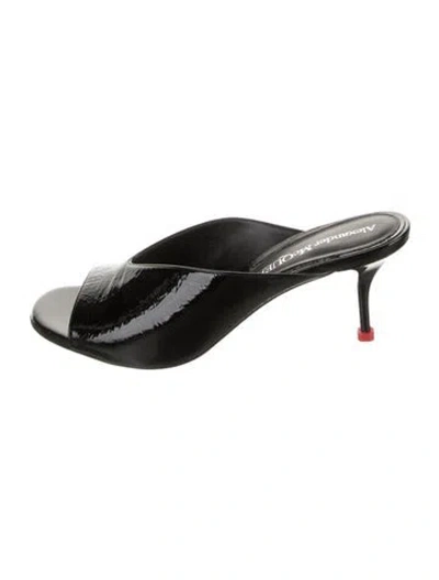 Pre-owned Alexander Mcqueen Patent Leather Cutout Accent Mules In Black