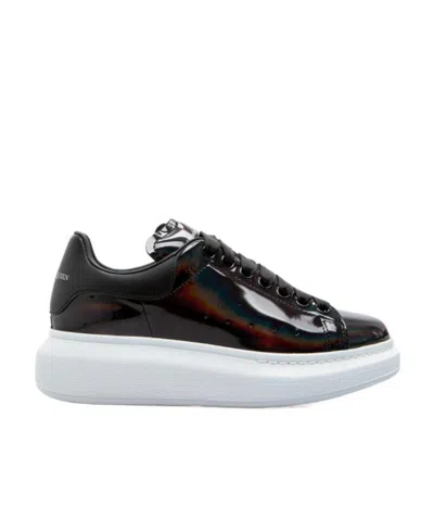 Alexander Mcqueen Patent-leather Low-top Sneakers In Black