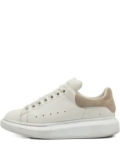 Pre-owned Alexander Mcqueen Platform Suede-panel Sneakers In White