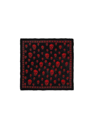 Alexander Mcqueen Pleated Skull-print Scarf In Black