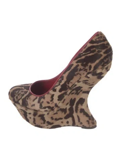 Pre-owned Alexander Mcqueen Ponyhair Animal Print Pumps In Neutral