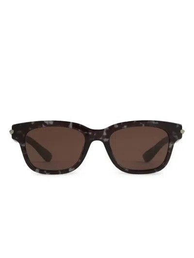 Alexander Mcqueen Rectangle-frame Sunglasses In Black