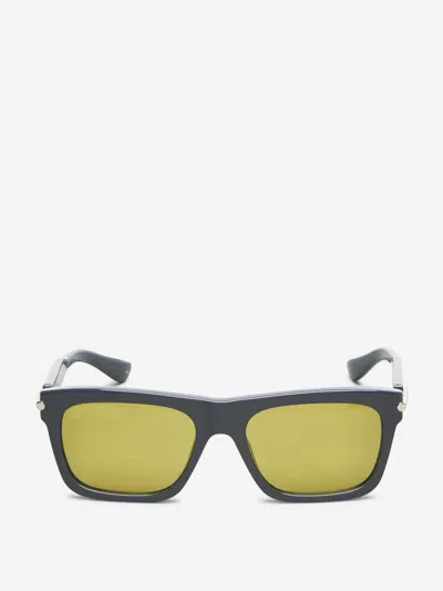 Alexander Mcqueen Rectangular T-bar Sunglasses In Light Yellow