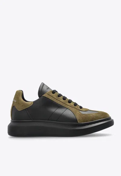 ALEXANDER MCQUEEN RETRO OVERSIZED SNEAKERS