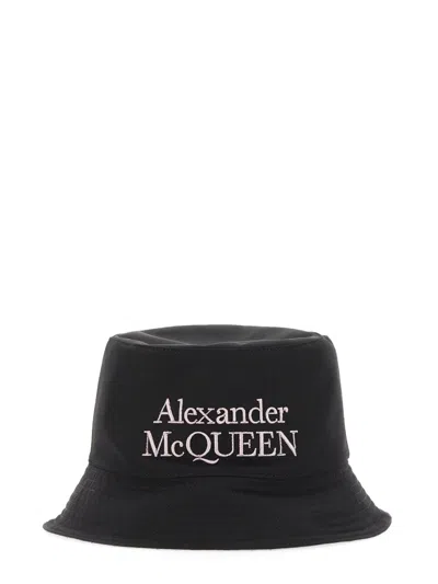 ALEXANDER MCQUEEN ALEXANDER MCQUEEN REVERSIBLE BUCKET HAT