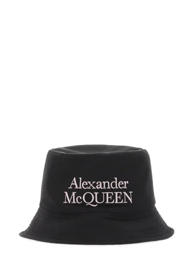 ALEXANDER MCQUEEN ALEXANDER MCQUEEN REVERSIBLE BUCKET HAT