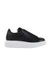 Alexander Mcqueen Round Head Lacing Low-cut Casual Sneakers In Black