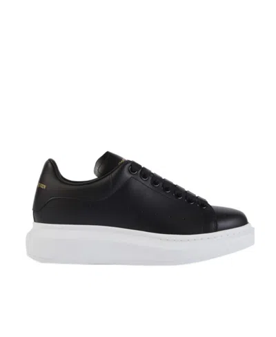 ALEXANDER MCQUEEN ROUND HEAD LACING LOW-CUT CASUAL SNEAKERS