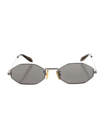 Pre-owned Alexander Mcqueen Round Tinted Sunglasses In Gray