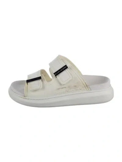 Pre-owned Alexander Mcqueen Rubber Slides In White