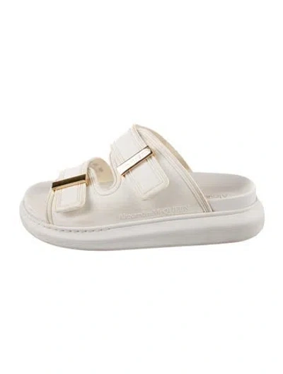 Pre-owned Alexander Mcqueen Rubber Slides In White