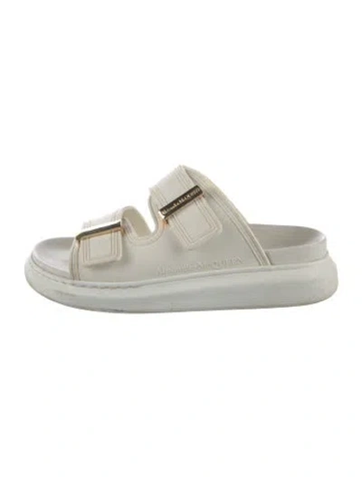 Pre-owned Alexander Mcqueen Rubber Slides In White