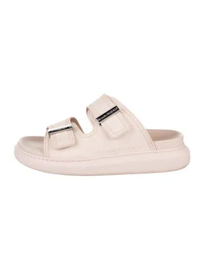 Pre-owned Alexander Mcqueen Rubber Studded Accents Mules In Pink