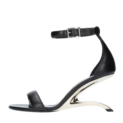 ALEXANDER MCQUEEN ALEXANDER MCQUEEN SANDALS BLACK