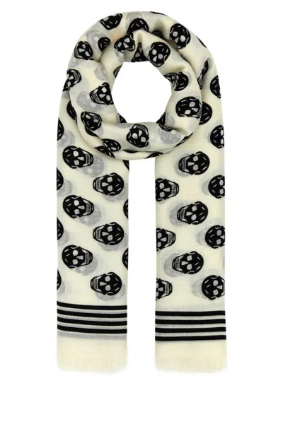 ALEXANDER MCQUEEN ALEXANDER MCQUEEN SCARVES AND FOULARDS