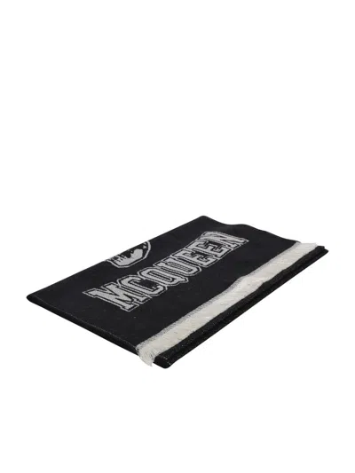 Alexander Mcqueen Varsity Skull Print Scarf In Black