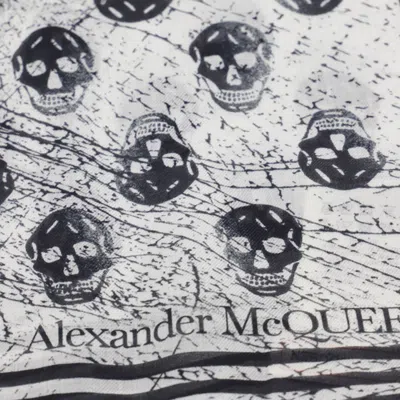 Alexander Mcqueen Scarves In Black&white