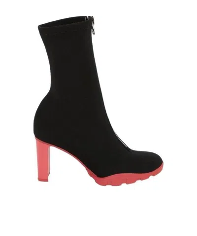 Alexander Mcqueen Scuba 85 Boots In Black