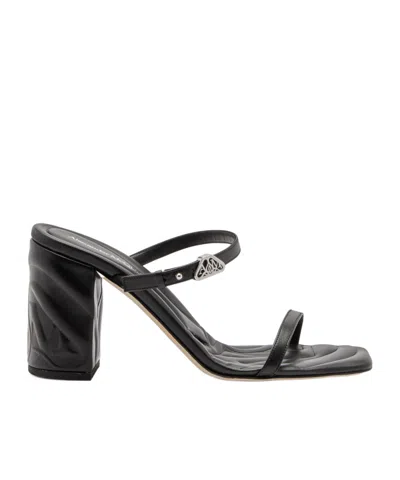 Alexander Mcqueen Seal Mules Mit Riemen 85mm In Black/silver