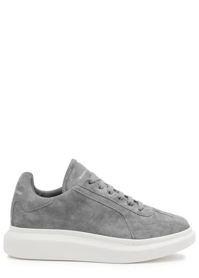 Alexander Mcqueen Sensory Panelled Suede Trainers In Grey