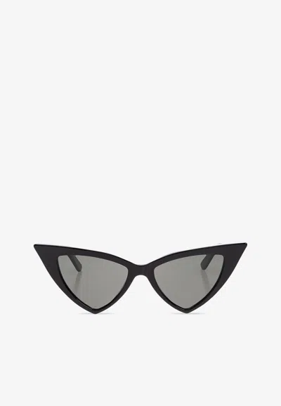 Alexander Mcqueen Sharp Cat-eye Sunglasses In Gray
