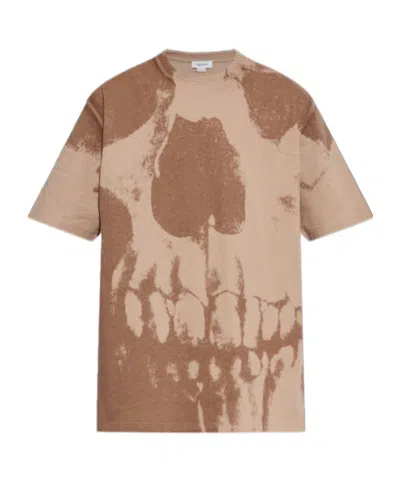 Alexander Mcqueen Men's Large Skull-print T-shirt In Beige