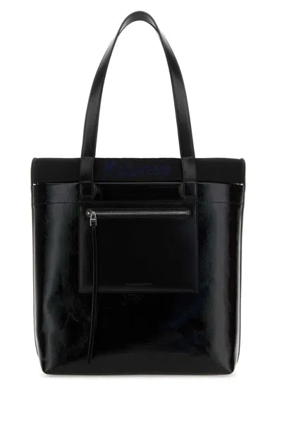 Alexander Mcqueen Coated-finish Shoulder Bag In Black