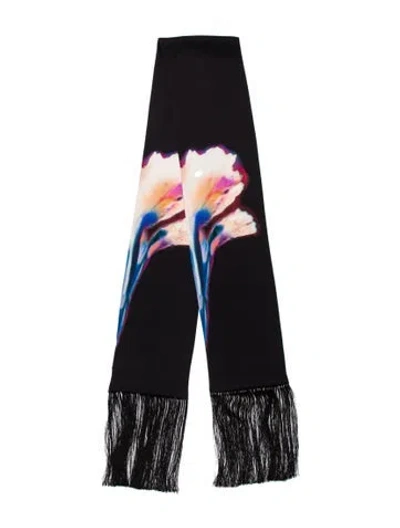 Pre-owned Alexander Mcqueen Silk Graphic Print Scarf In Black