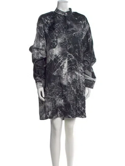 Pre-owned Alexander Mcqueen Silk Knee-length Dress In Gray