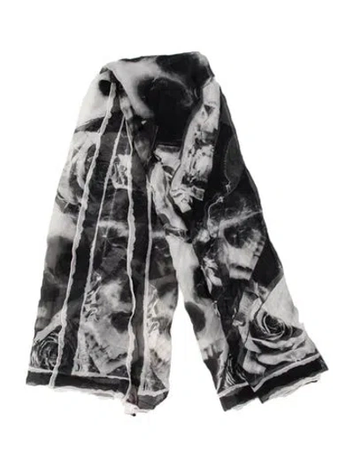 Pre-owned Alexander Mcqueen Silk Printed Scarf In Black