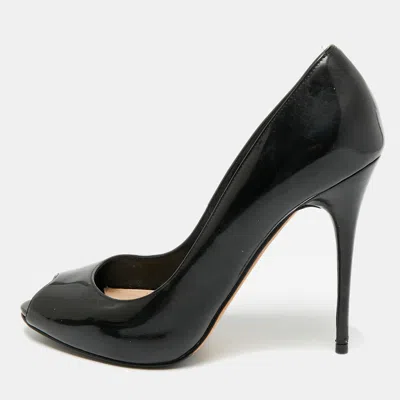 Pre-owned Alexander Mcqueen Size 36 Black Patent Leather Peep Toe Pumps