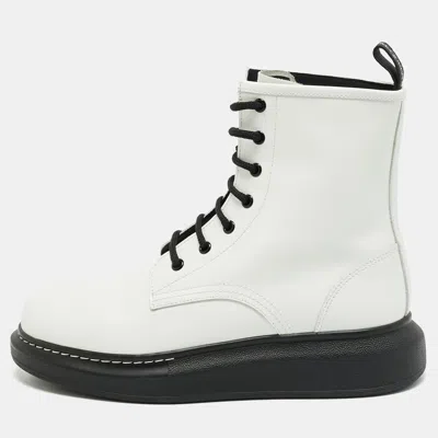 Pre-owned Alexander Mcqueen Size 40 White Leather Ankle Length Boots