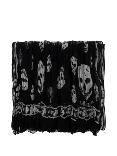 Alexander Mcqueen Skull Crinkled Scarf In Black