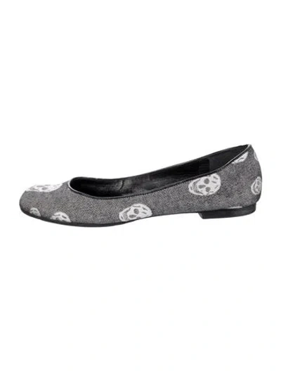 Pre-owned Alexander Mcqueen Skull Graphic Print Ballet Flats In Grey