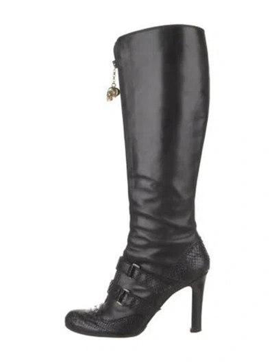 Pre-owned Alexander Mcqueen Skull Leather Boots In Black