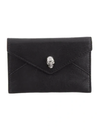 Pre-owned Alexander Mcqueen Skull Leather Card Holder In Black