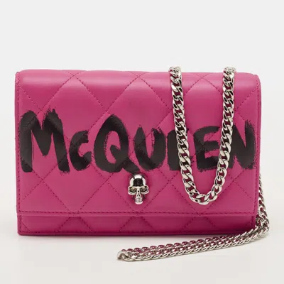 Pre-owned Alexander Mcqueen Skull Logo Graffiti Fuchsia Quilted Leather Chain Clutch In Pink
