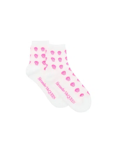 Alexander Mcqueen Skull Logo Intarsia Socks In White
