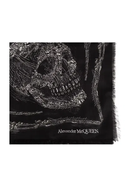 Alexander Mcqueen Skull Motif Scarf In Black