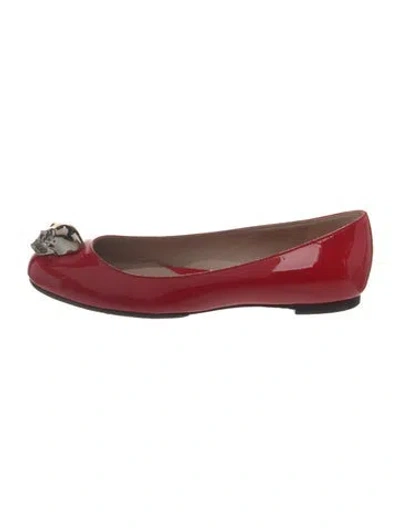 Pre-owned Alexander Mcqueen Skull Patent Leather Ballet Flats In Red