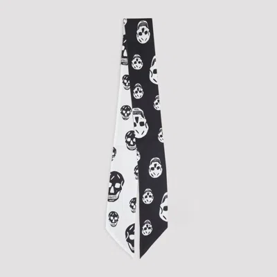ALEXANDER MCQUEEN ALEXANDER MCQUEEN SKULL PATTERN RIBBON SCARF - 120CM X 7CM