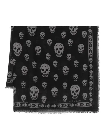 Alexander Mcqueen Skull-print Fringed Scarf In Black