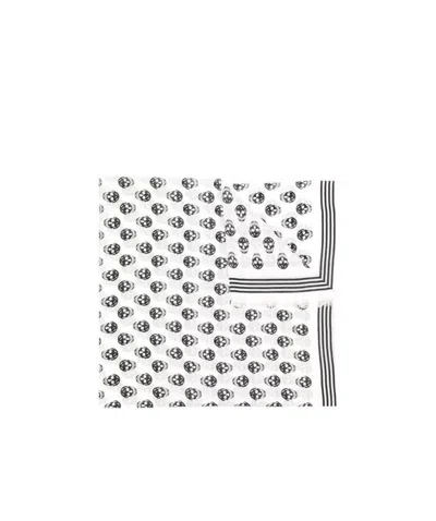 ALEXANDER MCQUEEN ALEXANDER MCQUEEN SKULL PRINTED FRINGED SCARF