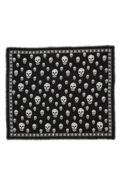 ALEXANDER MCQUEEN MCQUEEN SKULL PRINT WOOL FRINGE SCARF